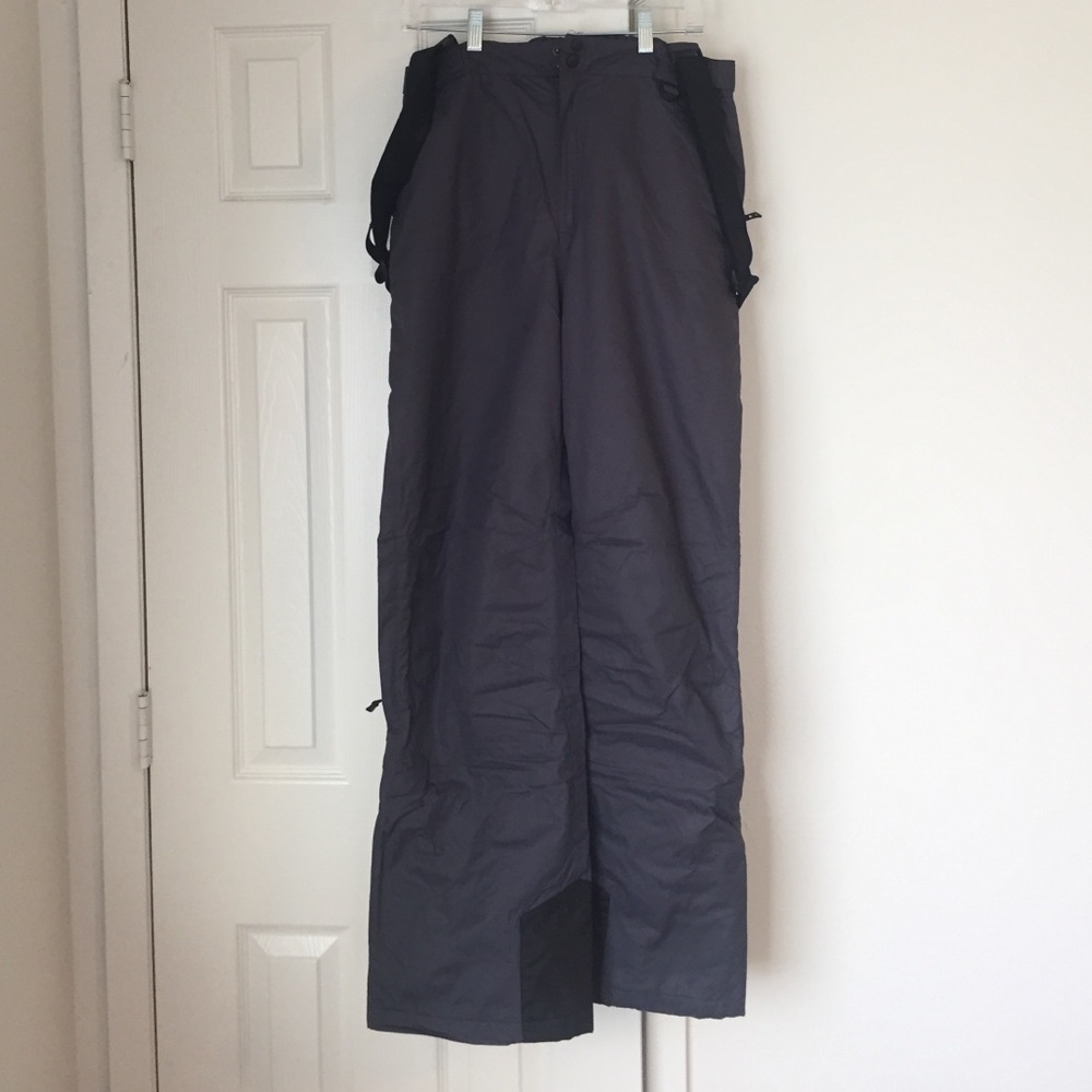 Tresspass ski pants w/ suspenders
